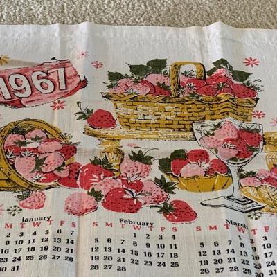 1967 Strawberry Calendar Tea Towel SHIPS FREE