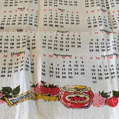 1967 Strawberry Calendar Tea Towel SHIPS FREE