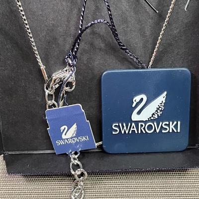 New Swarovski Snowflake pendant necklace