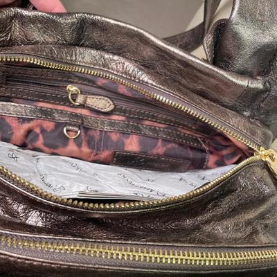 B Makowski Bronze leather handbag NWT