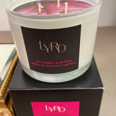 Set of two 3 Wick candles New!