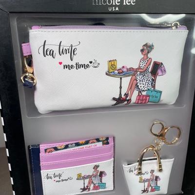 NIB nicole lee Wristlet, card holder and keychain set