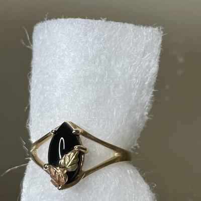10K Black Hills Gold ring