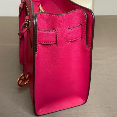 New Michael Kors Handbag