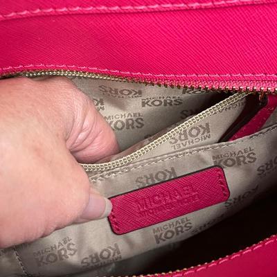 New Michael Kors Handbag