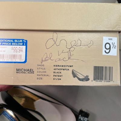 Michael Kors Black patent leather shoes 9.5M