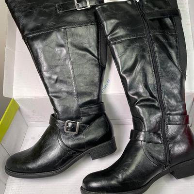 9.5 Wide tall black boots NIB