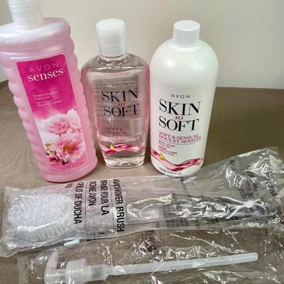 New Avon Bubble Bath, Skin So Soft Bath Oil and Body Lotion