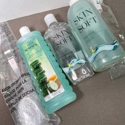 New Avon Bubble Bath, Skin So Soft bath oil and shower gel