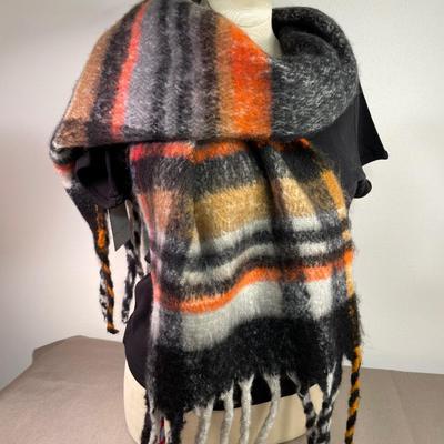 NWT Striped Scarf
