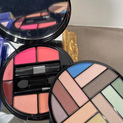 Avon makeup items New