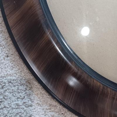 2 ANTIQUE OVAL PICTURE FRAMES