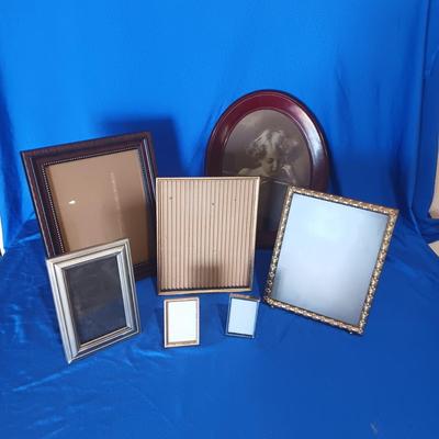 A VARIETY OF PICTURE FRAMES