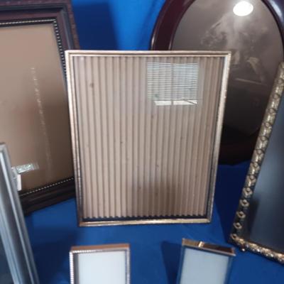 A VARIETY OF PICTURE FRAMES