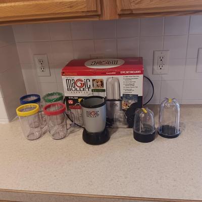 GENTLE USED 17 PIECE MAGIC BULLET EXPRESS