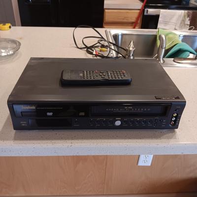 SYMPHONIC COMBO VHS & DVD PLAYER W/REMOTE