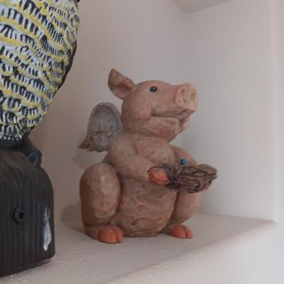 ELECTRONIC GARDEN OWL AND A YARD ART PIG WITH WINGS