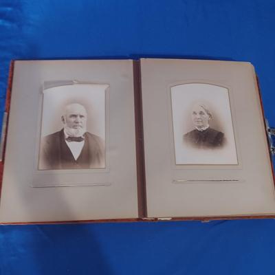 ANTIQUE VELVET ALBUM BOOK FILLED WITH ANTIQUE PICTURES
