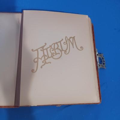 ANTIQUE VELVET ALBUM BOOK FILLED WITH ANTIQUE PICTURES