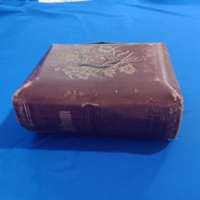 ANTIQUE PHOTO BOOK FILLED WITH ANTIQUE PHOTOS
