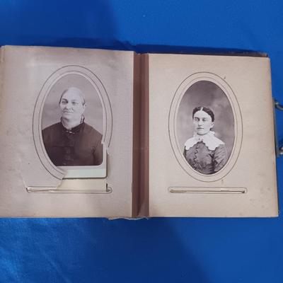ANTIQUE PHOTO BOOK FILLED WITH ANTIQUE PHOTOS