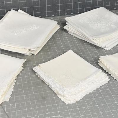 VINTAGE - Lost art for Linen and Cotton NAPKINS 