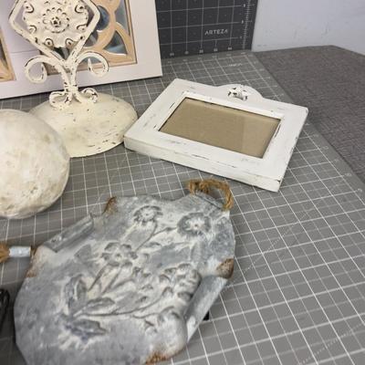 White-ish Decorative Items, NEW 