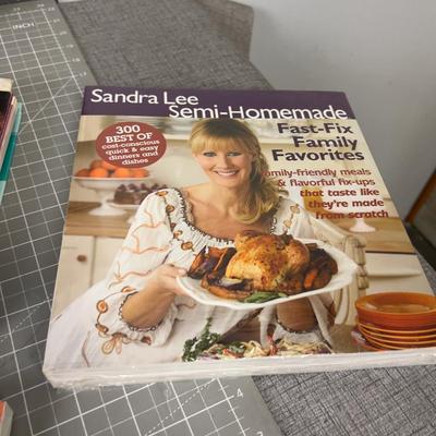 Mormon Moms in the Kitchen COOK BOOKS