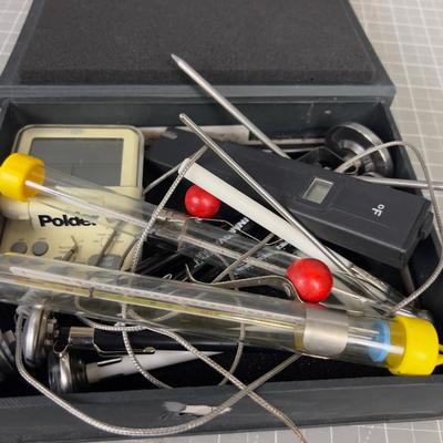 Digital and Dial Thermometers 