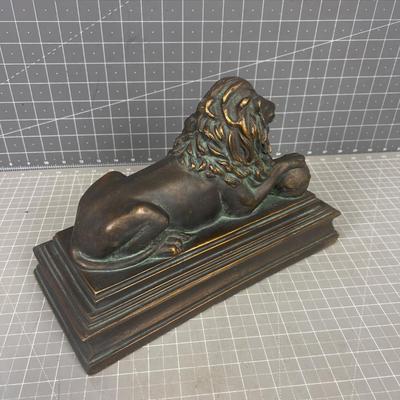 Lion Statue Resin 