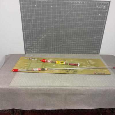 2 Cleaning Rods and a Mat for You GUN Cleaning Bench. 
