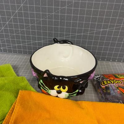 DARLING!! Halloween Candy Bowl plus stuff