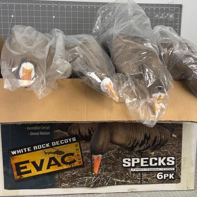 4 Pack of Speckle Belly DECOY Geese