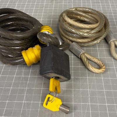 2 Cables and 1 Pad Lock 