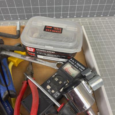 Tray of tools: Plyers, hammer and level etc.