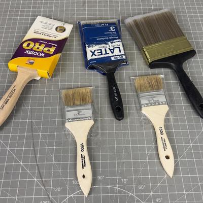 Brand NEW Paint Brushes