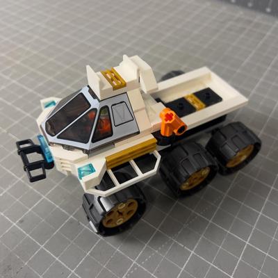 Lego #60225 "Rover Testing Drive" 