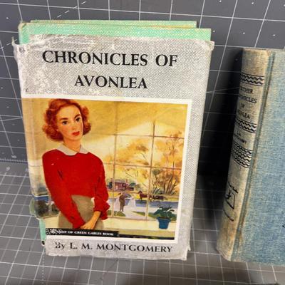 5 Vintage Hard Back Books 