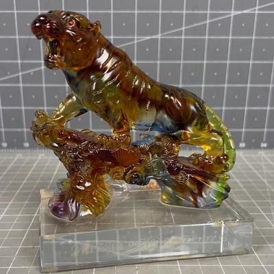 Glass Tiger 5" long 