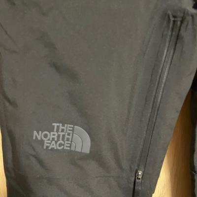 NWT NorthFace Teen/Womens Amry Snowbibs