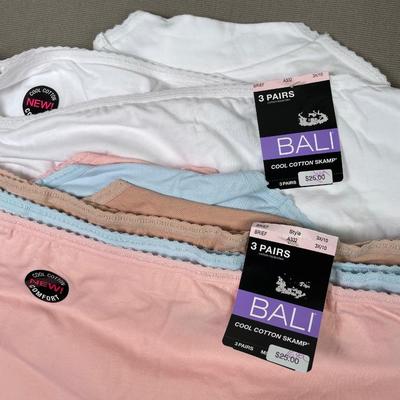 6 pair Bali cotton briefs size 3X/10