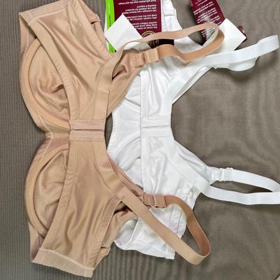2 Playtex bras 42C