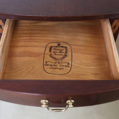 HICKORY CHAIR Mahogany Drop-Leaf Pembroke Table