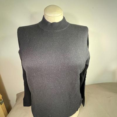 Icelandic mock neck black sweater XL Cashmere & Silk