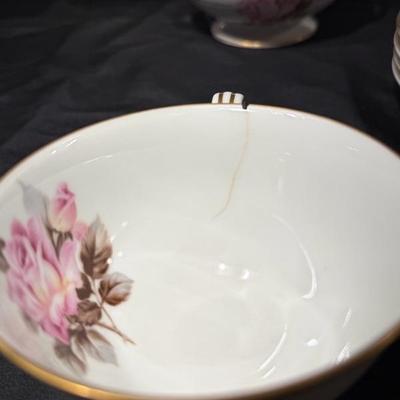 Noritake China Set “Rosetta”