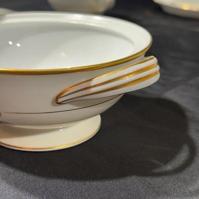 Noritake China Set “Rosetta”