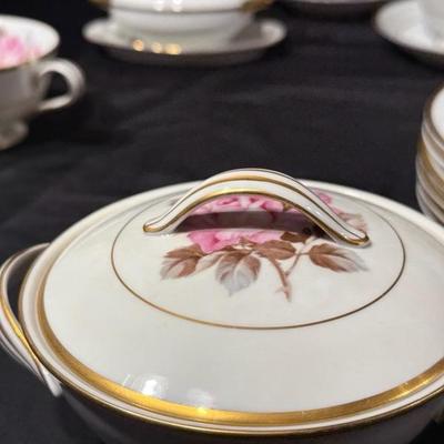 Noritake China Set “Rosetta”