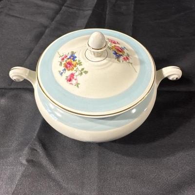 Eggshell Nautilus Sugar & Creamer China Set