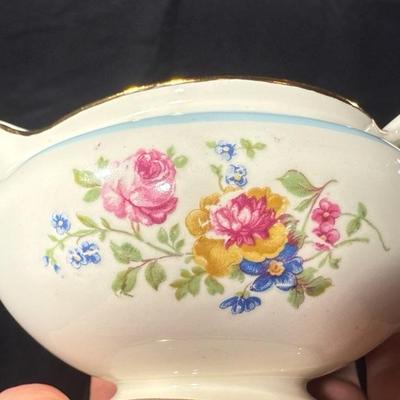 Eggshell Nautilus Sugar & Creamer China Set