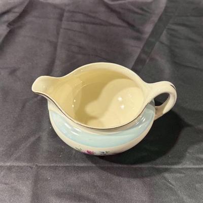 Eggshell Nautilus Sugar & Creamer China Set